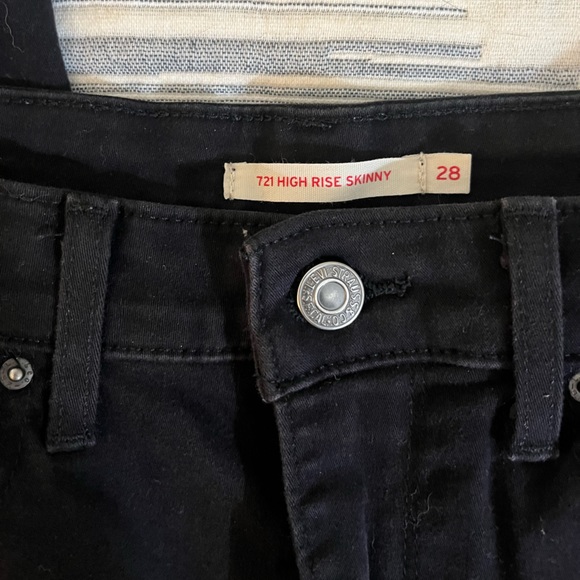 Levi’s 721 high rise skinny jeans size 28 black - Picture 2 of 7
